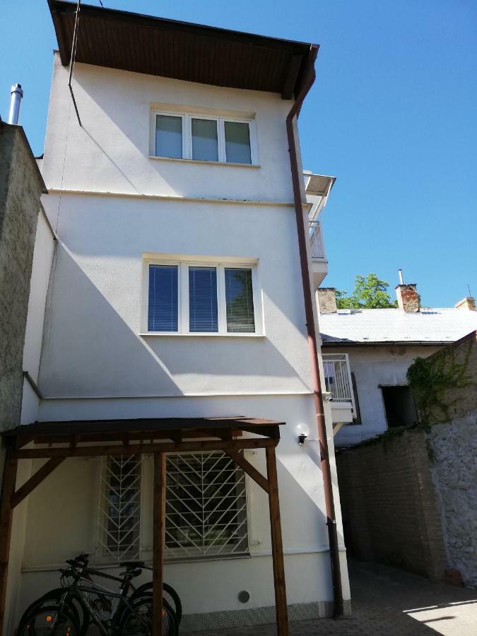 Pension U Kostela Cesky Brod Buitenkant foto